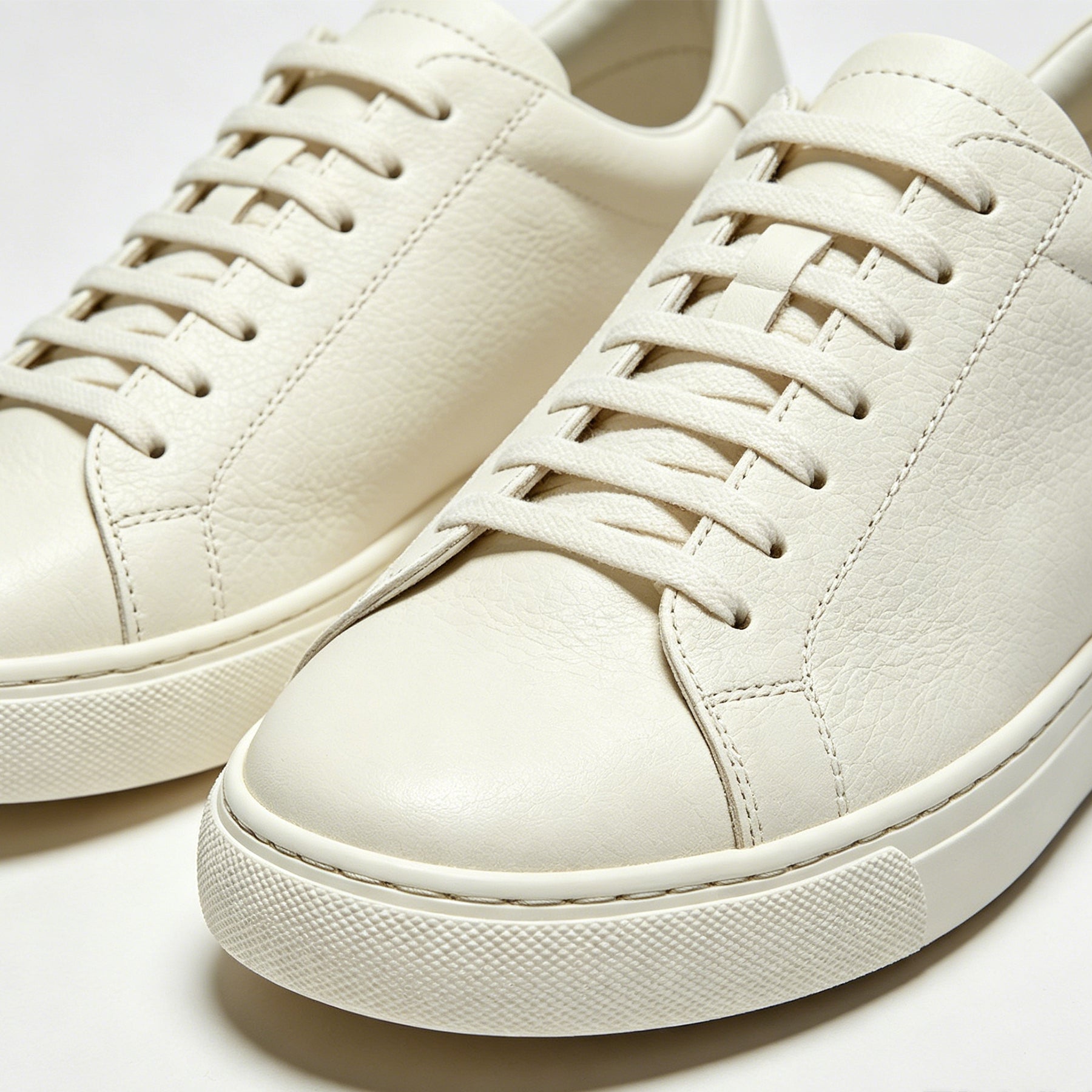 RIY Off-White Leather Casual Sneakers --- 38 size